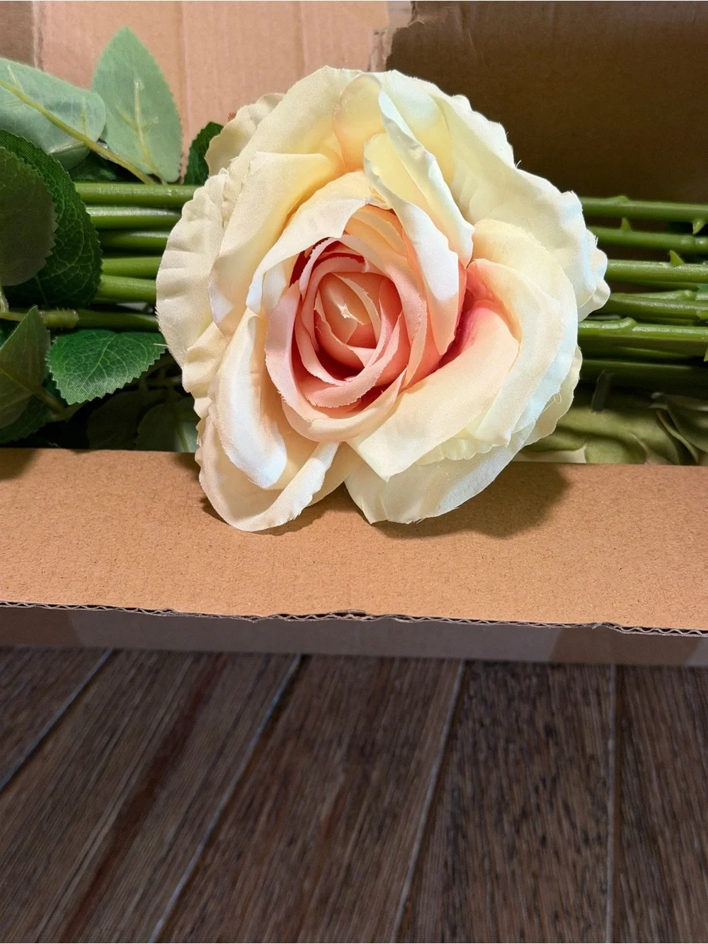 New 20 Artificial Long Stem Roses Ivory Blush Pink Faux Flowers Wedding Decor